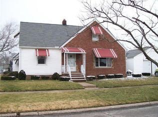 1370 Hillsdale Ave, Lorain, OH 44052