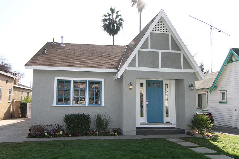 1st image of 122 W Mendocino St