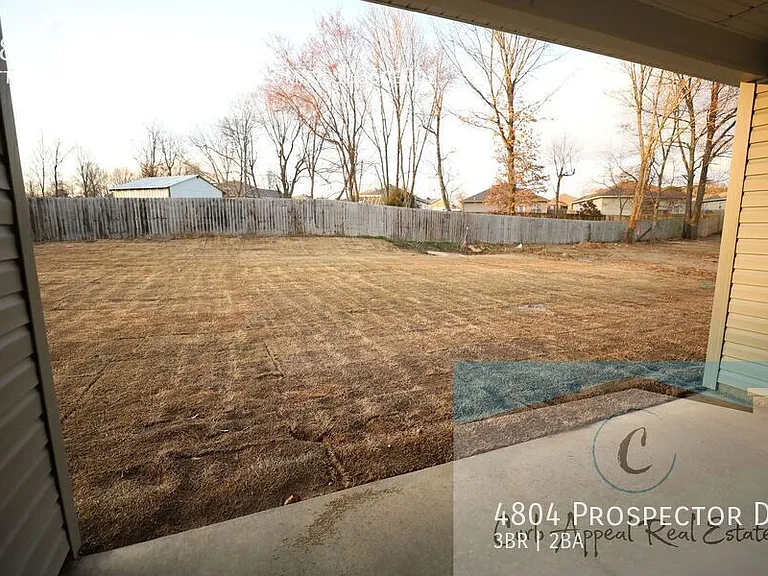 4804 Prospector Dr — Photo 22