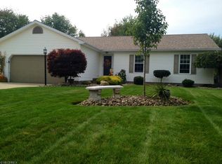 1646 Warner Ct, Mineral Ridge, OH 44440