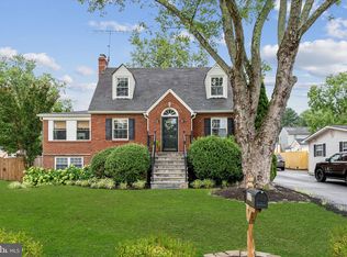 117 Moser Rd, Warrenton, VA 20186