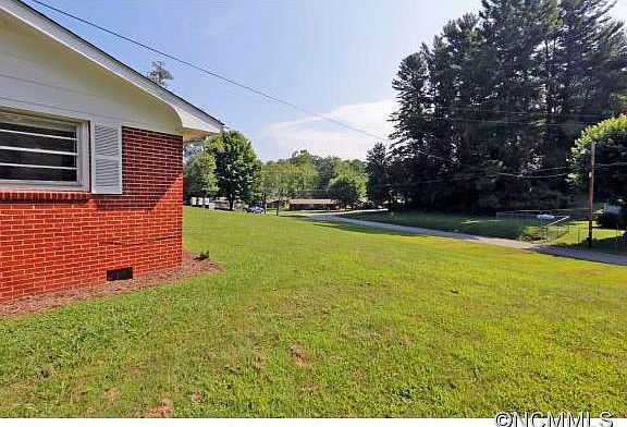 2nd image of 15 Cavalier Dr