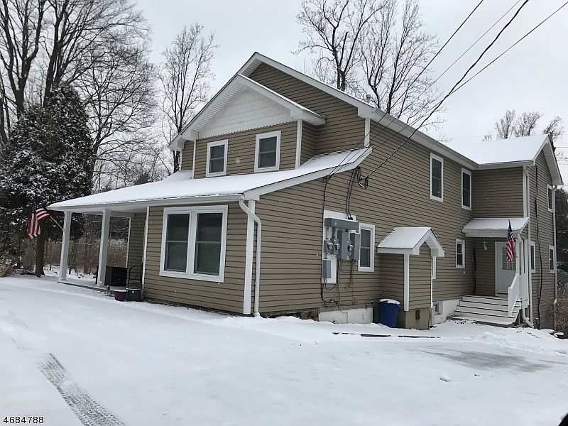 2nd image of 44 Mount Hope Rd