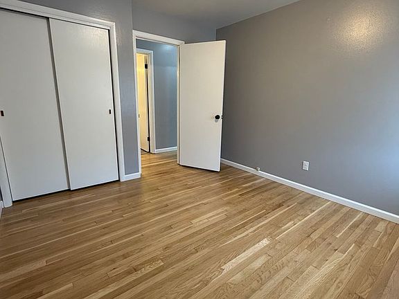 5th image of 1001 S East St #24