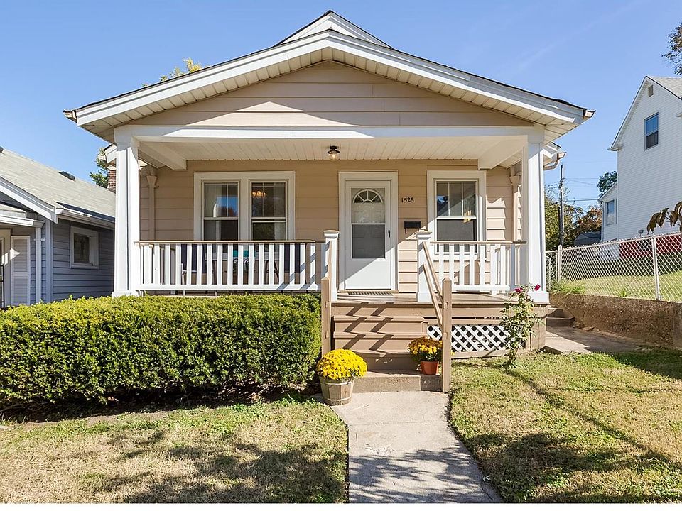 1st image of 1526 Fairmount Ave