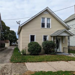 814 W 24th St, Erie, PA, 16502