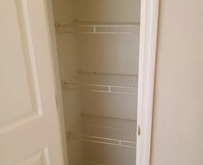 128 Henry Dr — Photo 16