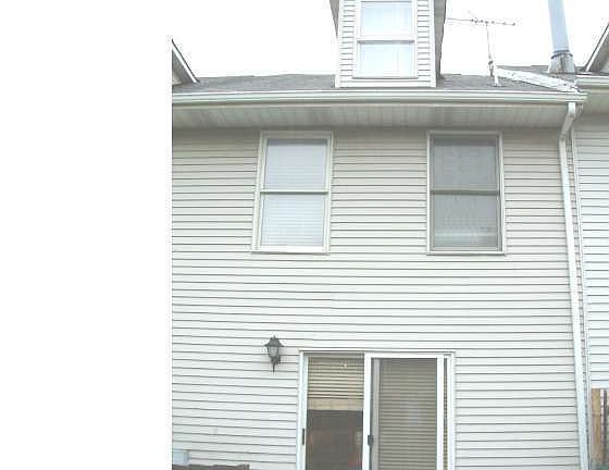 3rd image of 2727 W 6th St