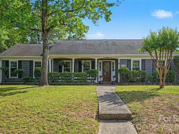 7319 Chatterbird Ct, Charlotte, NC 28226