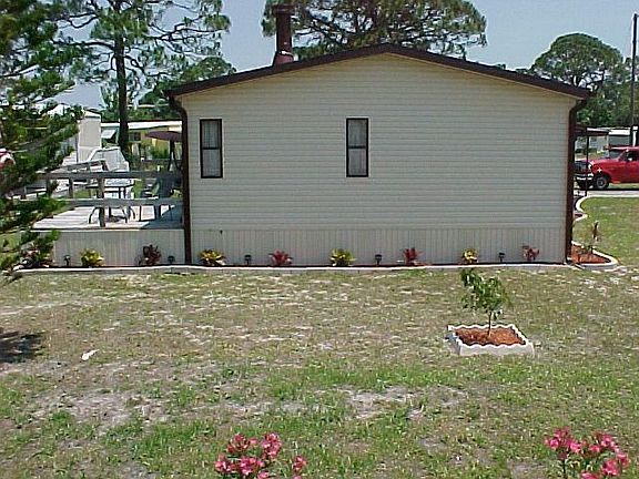 Left side of house facing Nova Road