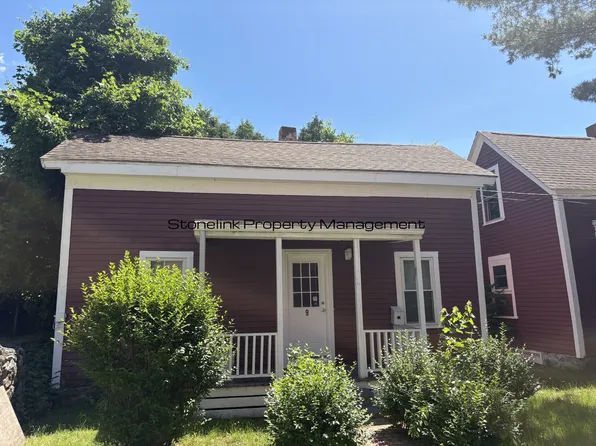 515 East School Street, 515 E School St #9, Woonsocket, RI 02895