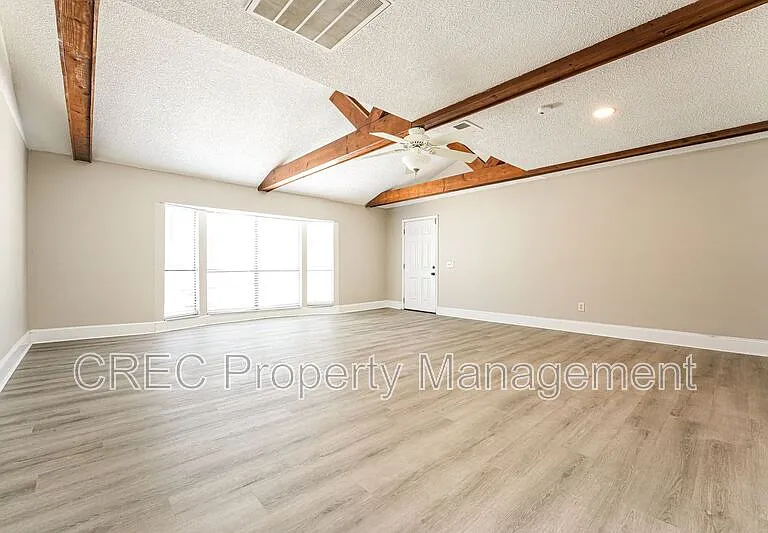 213 Sagebrush Ln — Photo 16