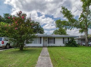 416 E Oak St, Uvalde, TX 78801