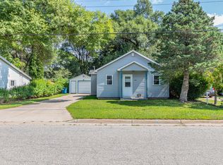 816 N Cherry St, Evart, MI