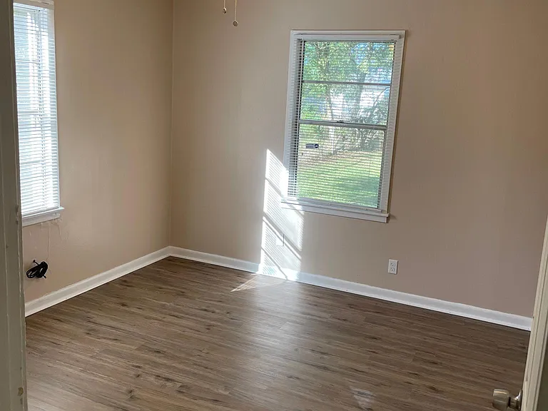309 Macklyn St — Photo 14