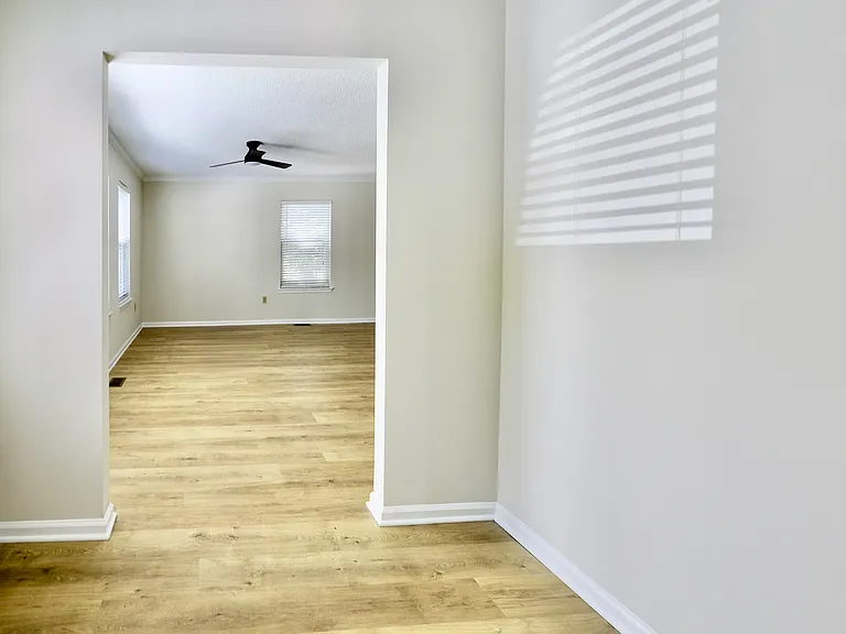 207 Westover Ave — Photo 3