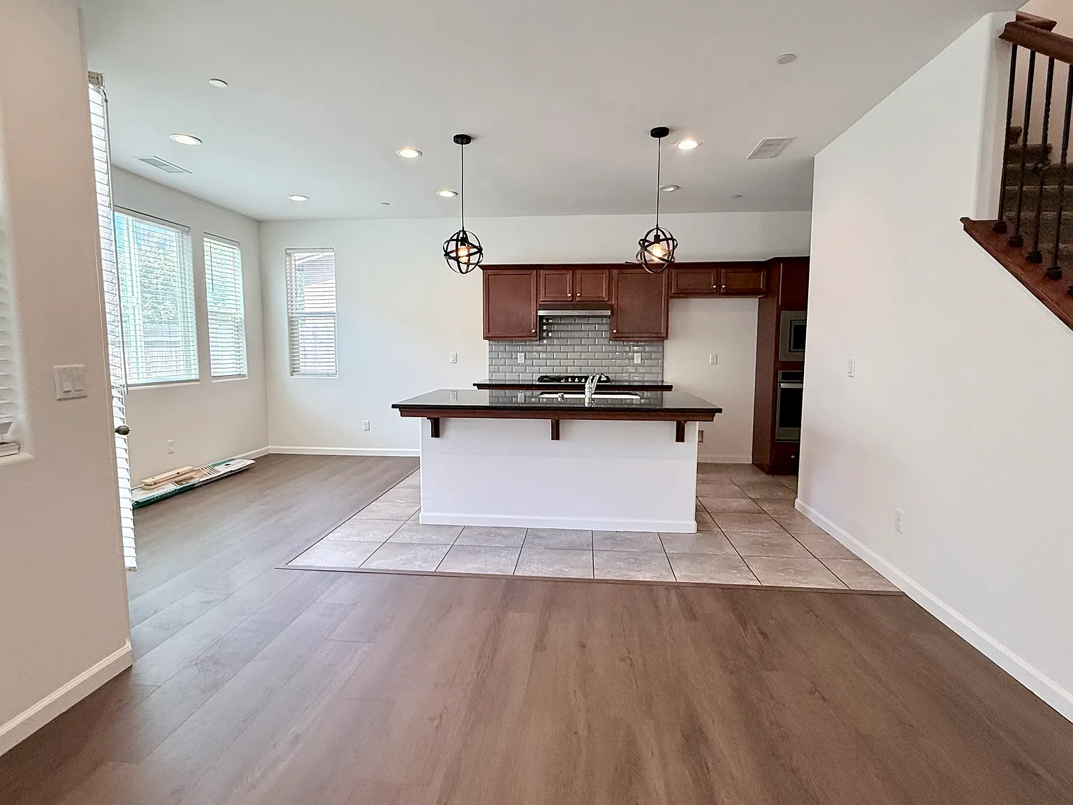 3 bed, 2.5 bath, 1512 sqft, $2,295 — Photo 4