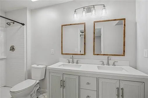 2521 NW Richard Dr — Photo 22