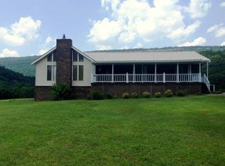 359 Hilltop Blvd, Gadsden, AL 35901