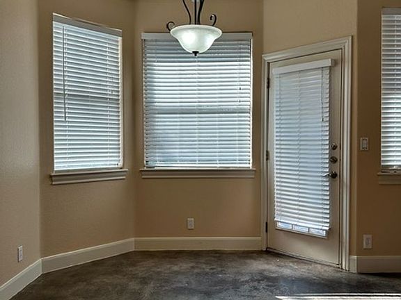 5th image of 22114 Oban Dr