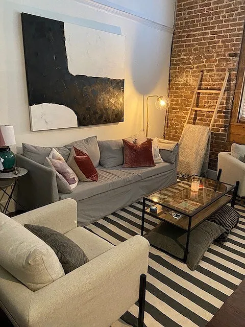 1 bed, 1.0 bath, 560 sqft, $1,250 — Photo 2