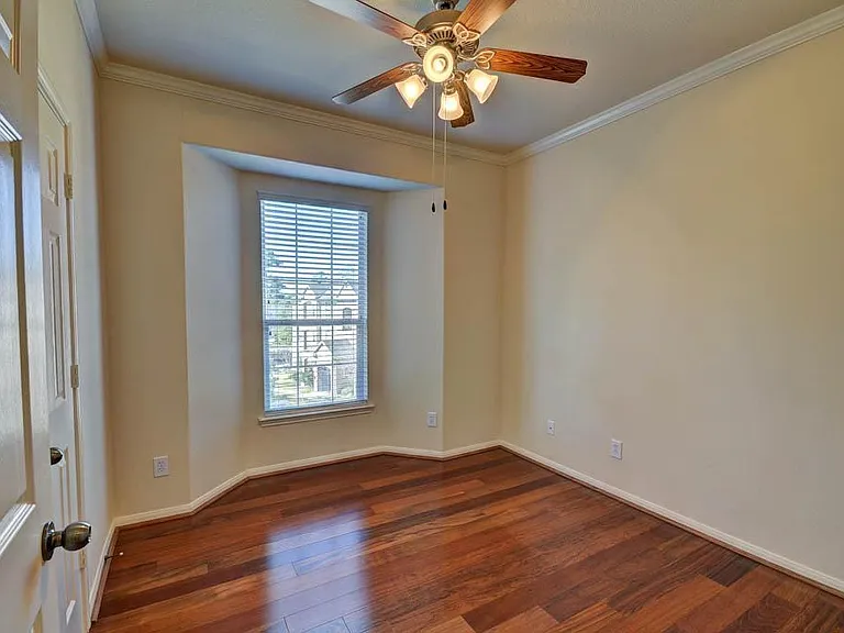 6607 Lake Woodlands Dr #531 — Photo 11