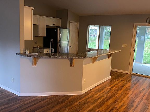 2nd image of 209 Fort Smith Blvd