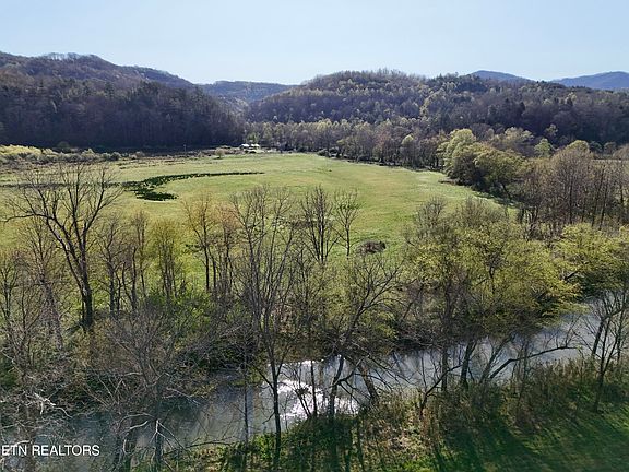 3rd image of 5640 Brimstone Rd