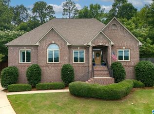 813 Meadow Ridge Ln, Birmingham, AL 35242