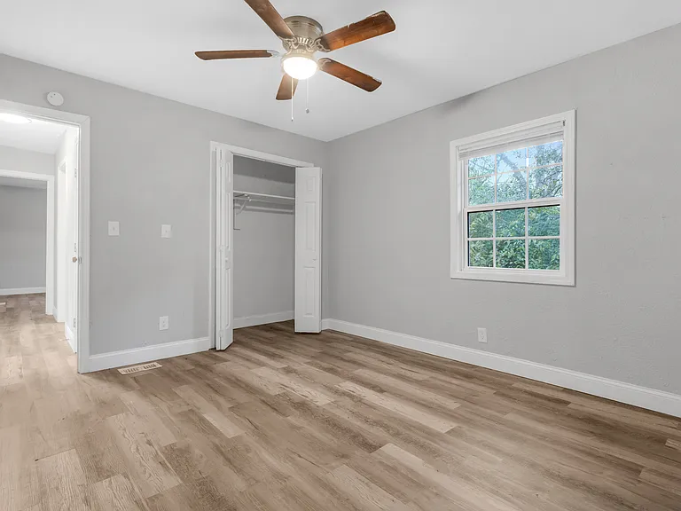 422 S Stone St — Photo 5