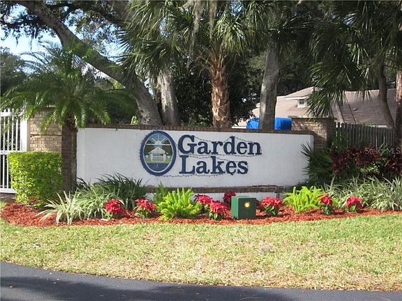 3rd image of 5609 Garden Lakes Dr