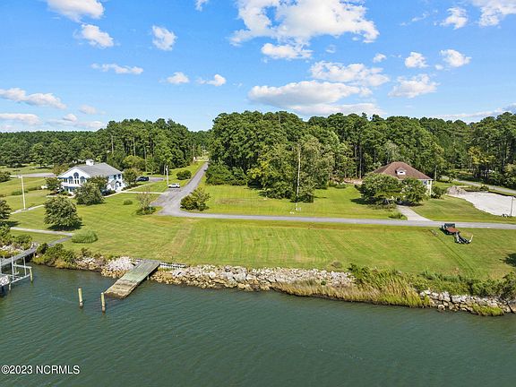 2nd image of 124 Waterway Drive