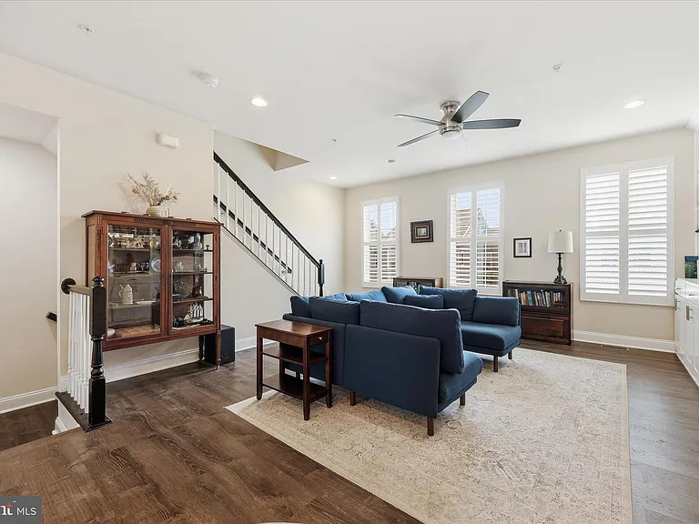 5060 Judicial Way — Photo 13