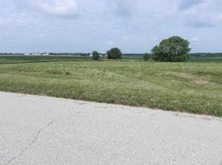 9371 Lee Hill Rd, Millbrook, IL 60536