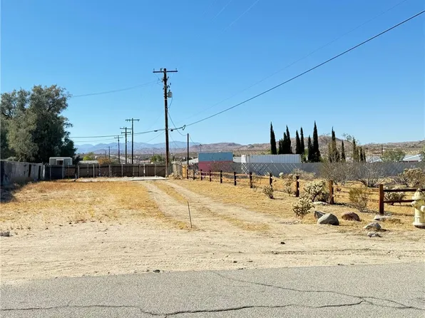 62086 Valley View Cir, Joshua Tree, CA 92252