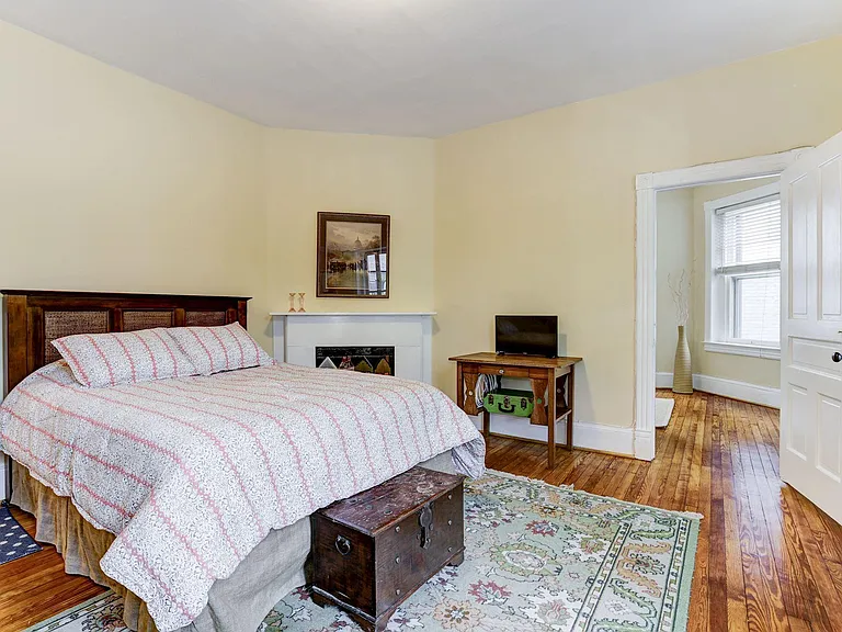 3148 O St NW — Photo 16