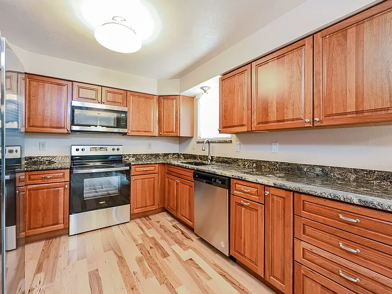 5384 S Telluride Way — Photo 8