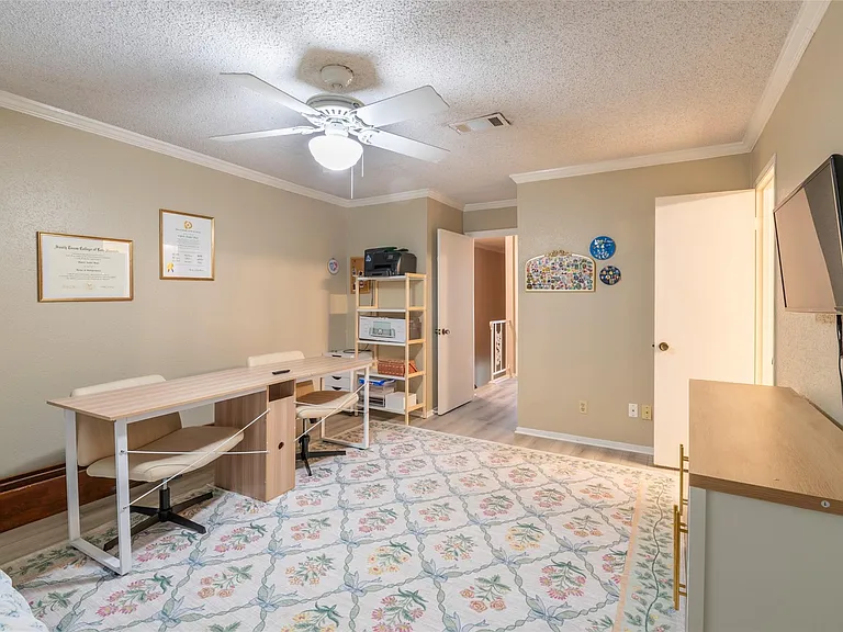 3729 Wakeforest St — Photo 21
