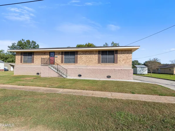 306 W Putnam Ave, Erath, LA 70533