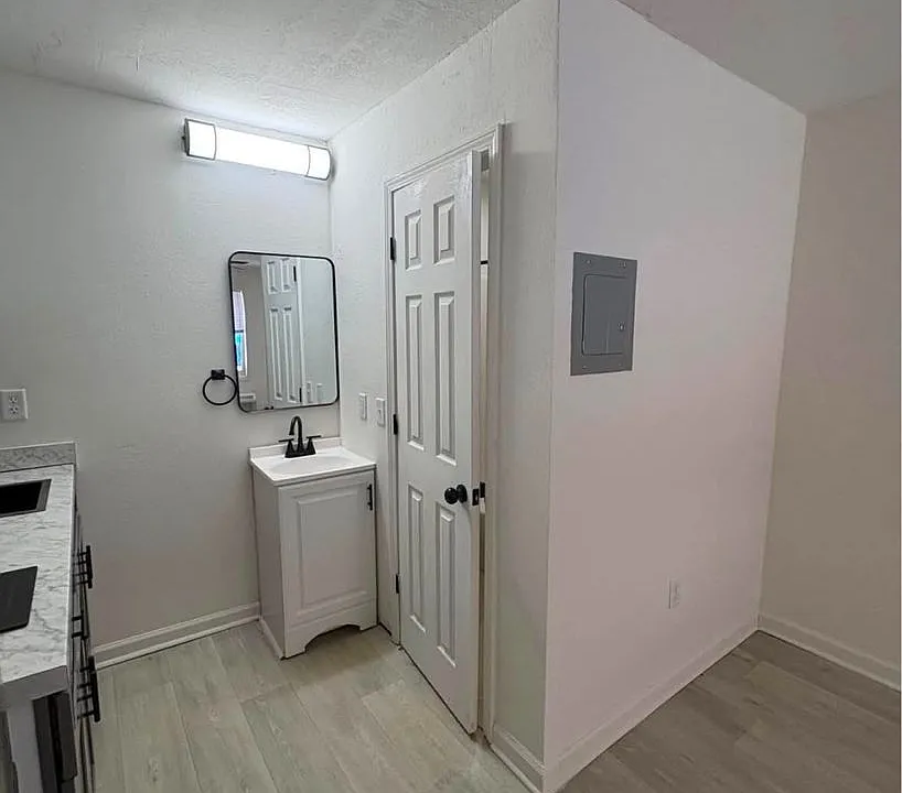 Cherokee- Dellwood Road Apartments