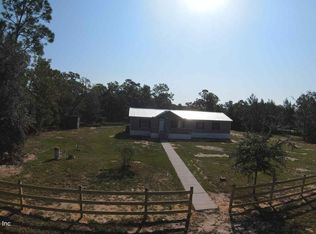 728 Cousintown Rd, Interlachen, FL 32148