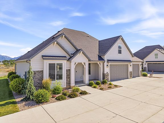 3rd image of 1221 S Annies Ln #18