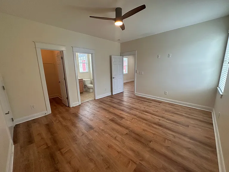754 Murray Ave — Photo 31