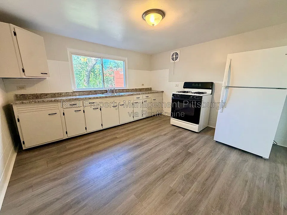 1360 Herman St #1