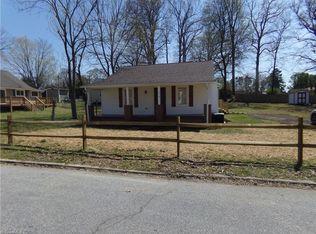 219 Polk St, Thomasville, NC 27360