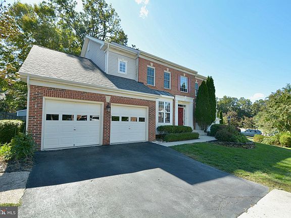 3rd image of 6610 Mainsail Ct
