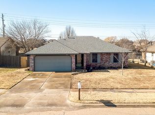 1512 N 24th St, Broken Arrow, OK 74014