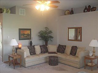 3rd image of 660 W Prairie Parkway Ct