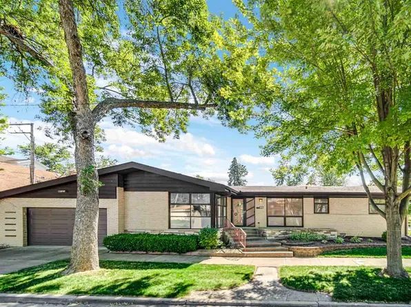 2524 W 113th St, Chicago, IL 60655