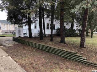 745 Edgewood St, Jackson, MI 49202